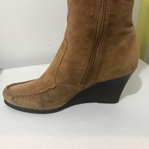 RELATIVITY Tatum Wedge Boots - Picture 10 of 11